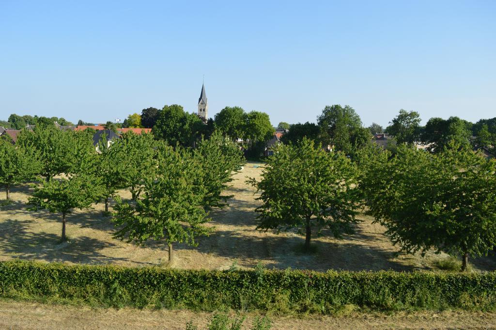 Отель Chateau Holtum Борн Экстерьер фото